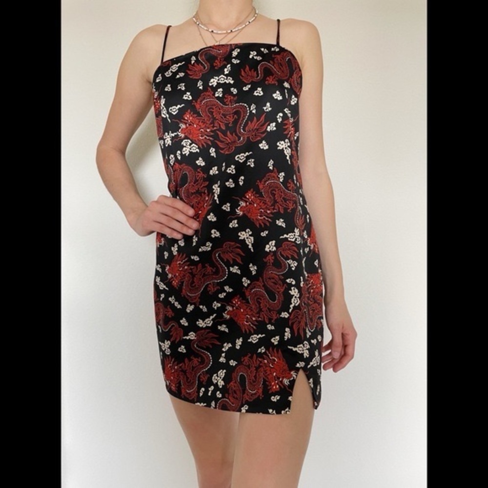 Zara black red mini slip dress red dragon cloud pattern women’s size small